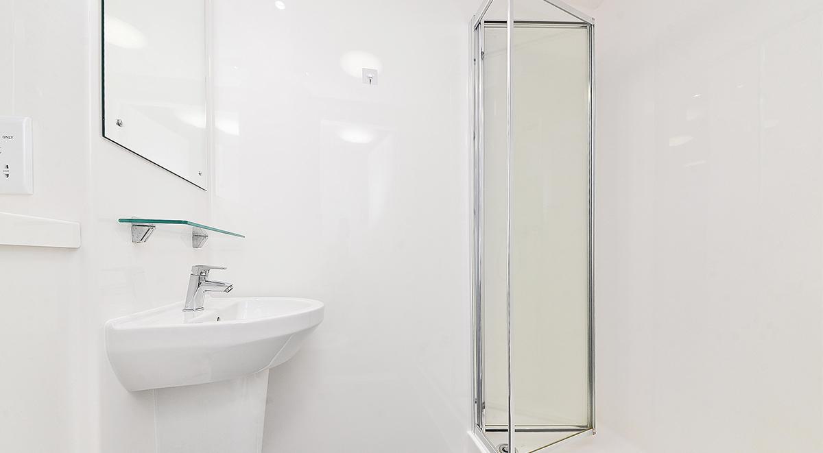  Bronze En Suite  -  The Mill House  - Gallery -  6