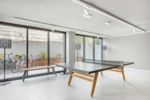 Clarita-Bernhard-Straße, Munich