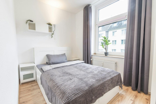 Gerresheimer Straße, Düsseldorf - Gallery - 14