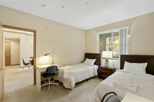 Alton Pkwy, Irvine, CA - Gallery - 16