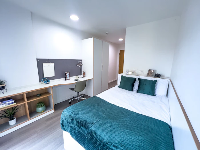  En-Suite Gold Plus - Upper Floor  -  Dobbie's Point Roost  - Gallery -  1