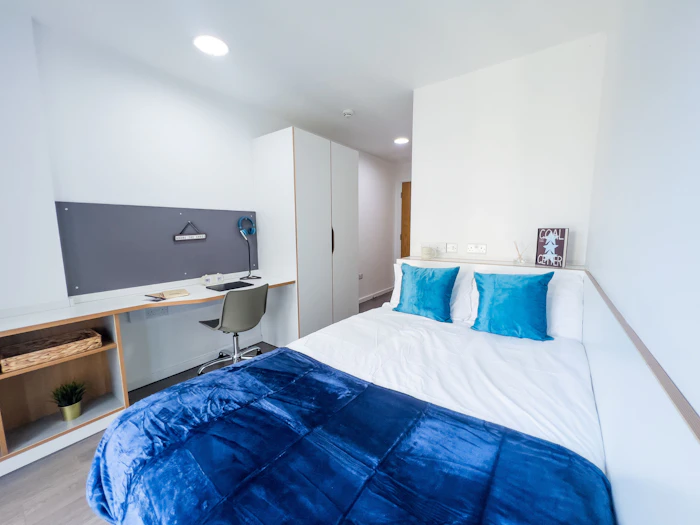 En-Suite Silver Plus - Terrace - Dobbie's Point Roost - Gallery - 1