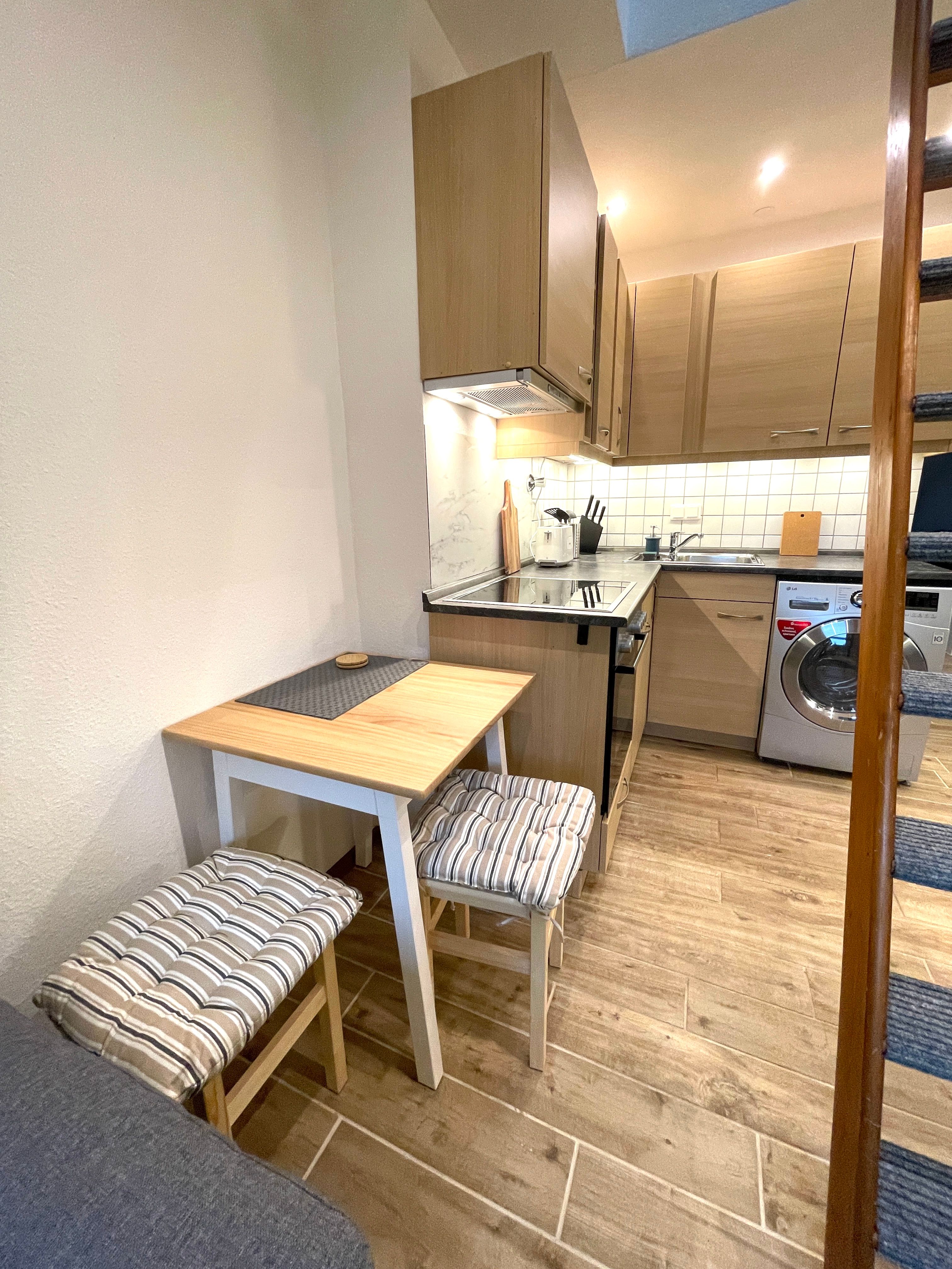 Ideal Living: Close To Nature With Quick Access To The City Center! - 4
