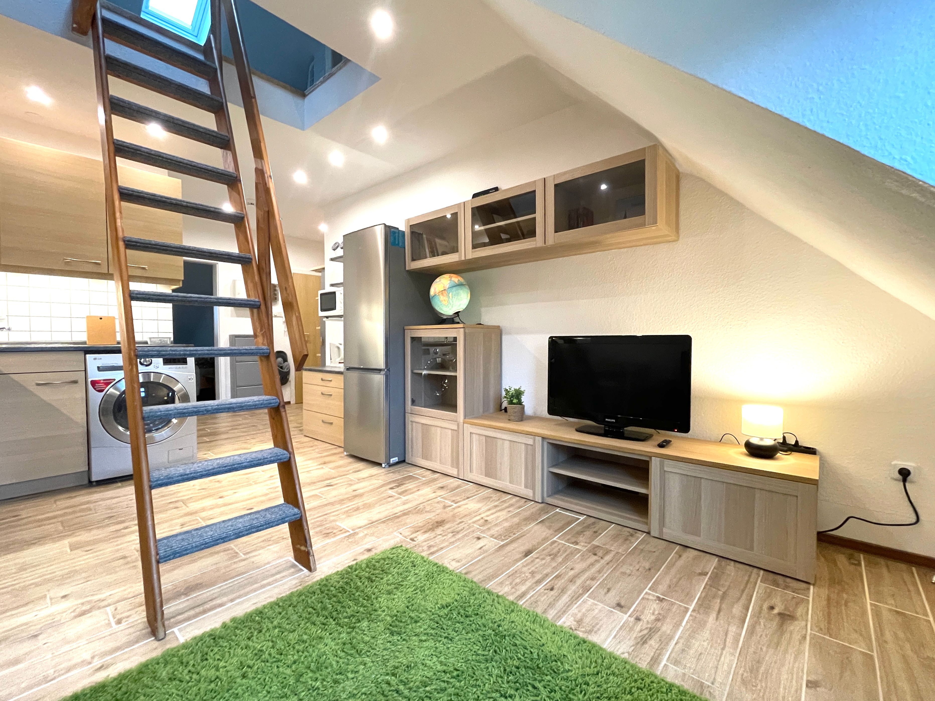 Ideal Living: Close To Nature With Quick Access To The City Center! - 7