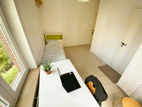 Avenue Télémaque, Forest