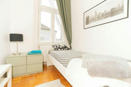 Teréz körút, Budapest - Gallery - 18
