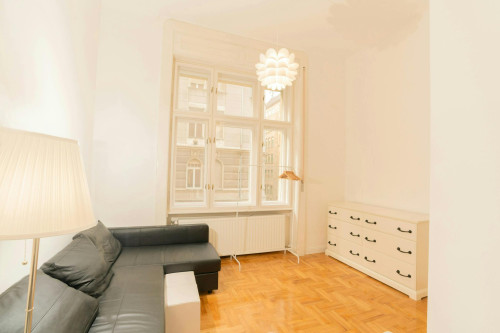 Balzac utca, Budapest - Gallery - 12