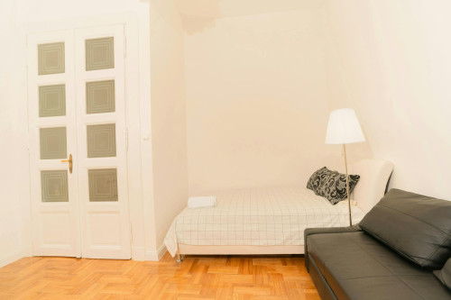 Balzac utca, Budapest - Gallery - 16