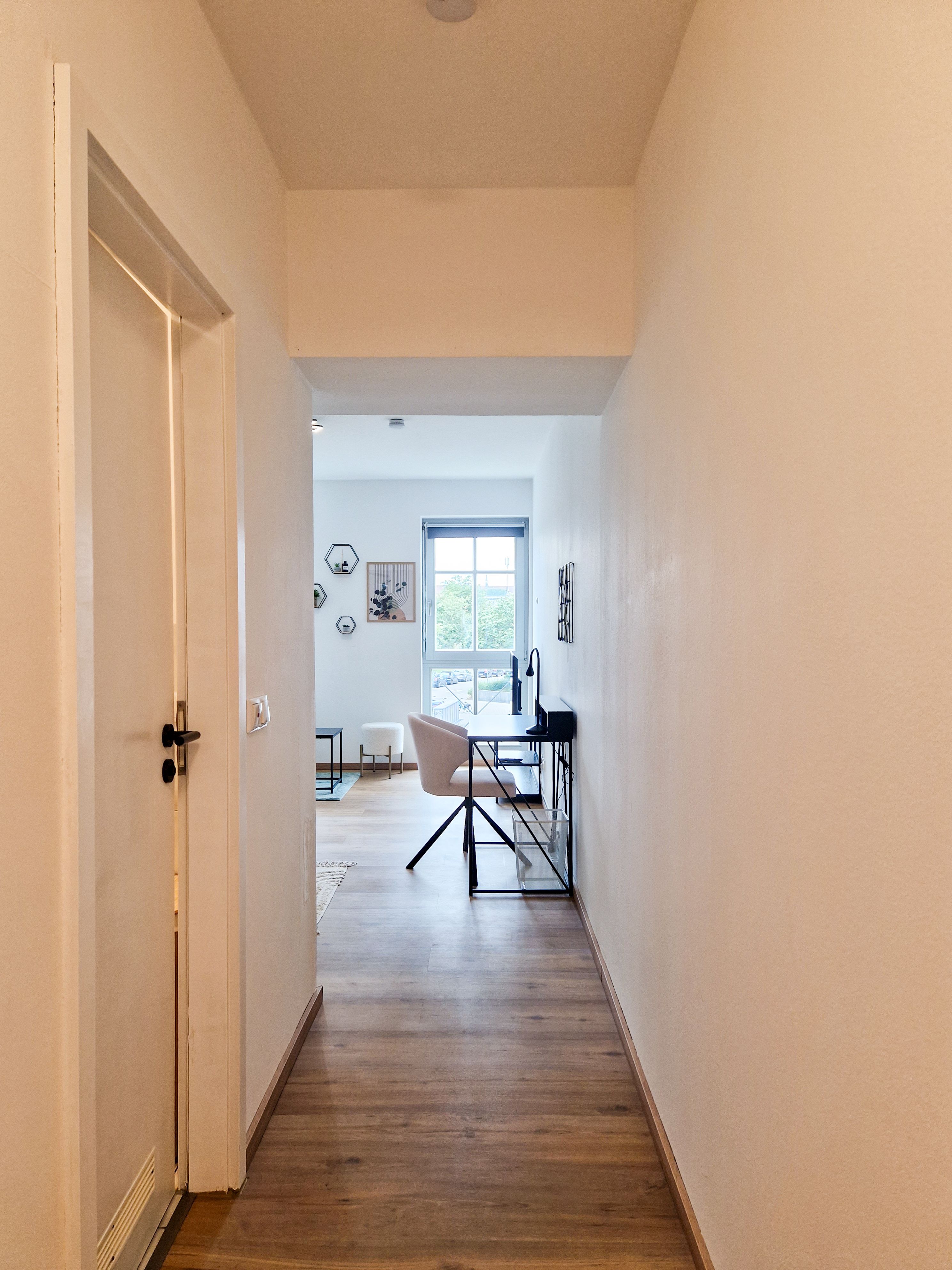 Bright & Wonderful Loft In Regensburg - 10
