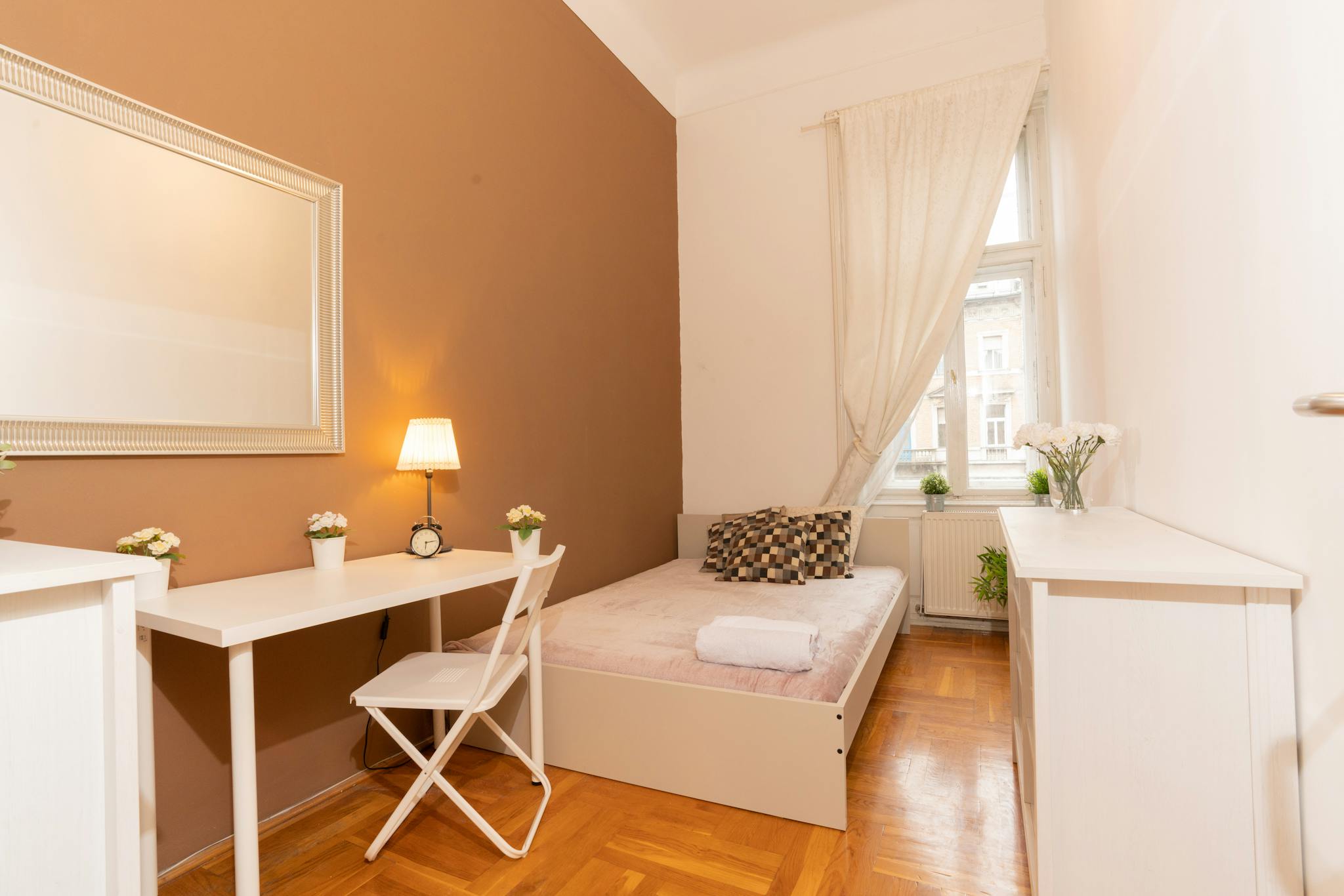 Private Room - 1