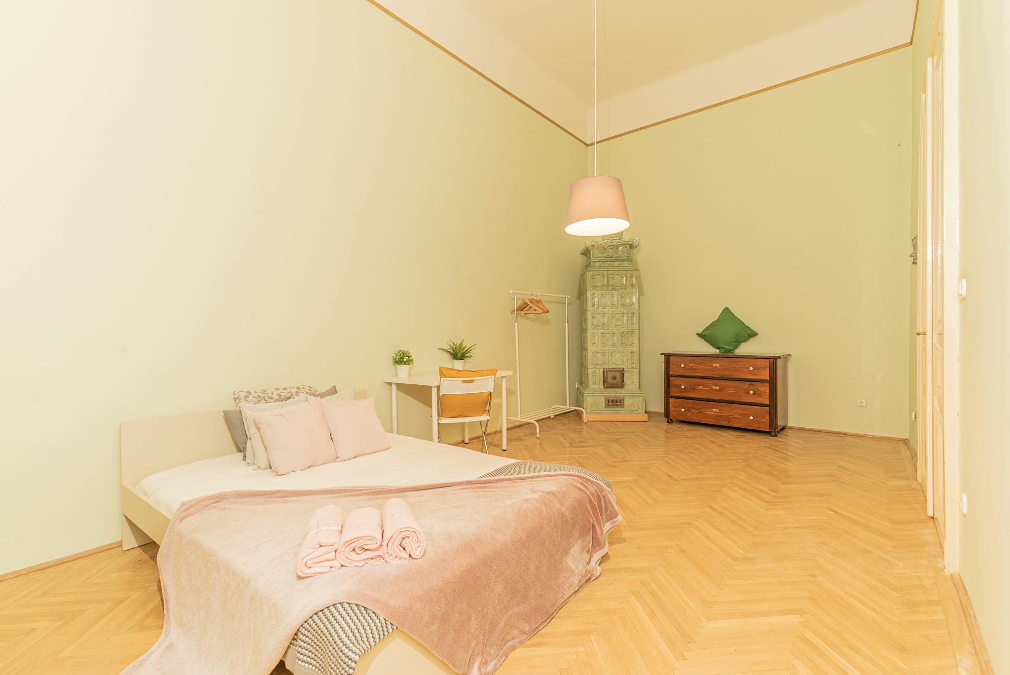Private Room - 1