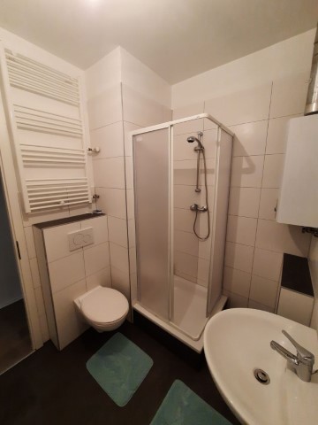 Single Room - Beautiful bright room in shared 4-room flat in the middle of Bremen-Schwachhausen. - Gallery - 12