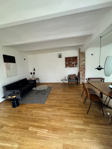 147 | Spacious two room apartment in Prenzlauer Berg