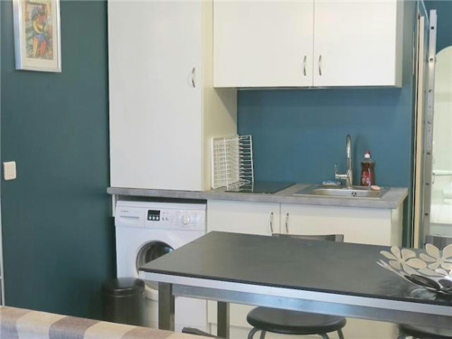 Rue de la Fontaine du But, Paris