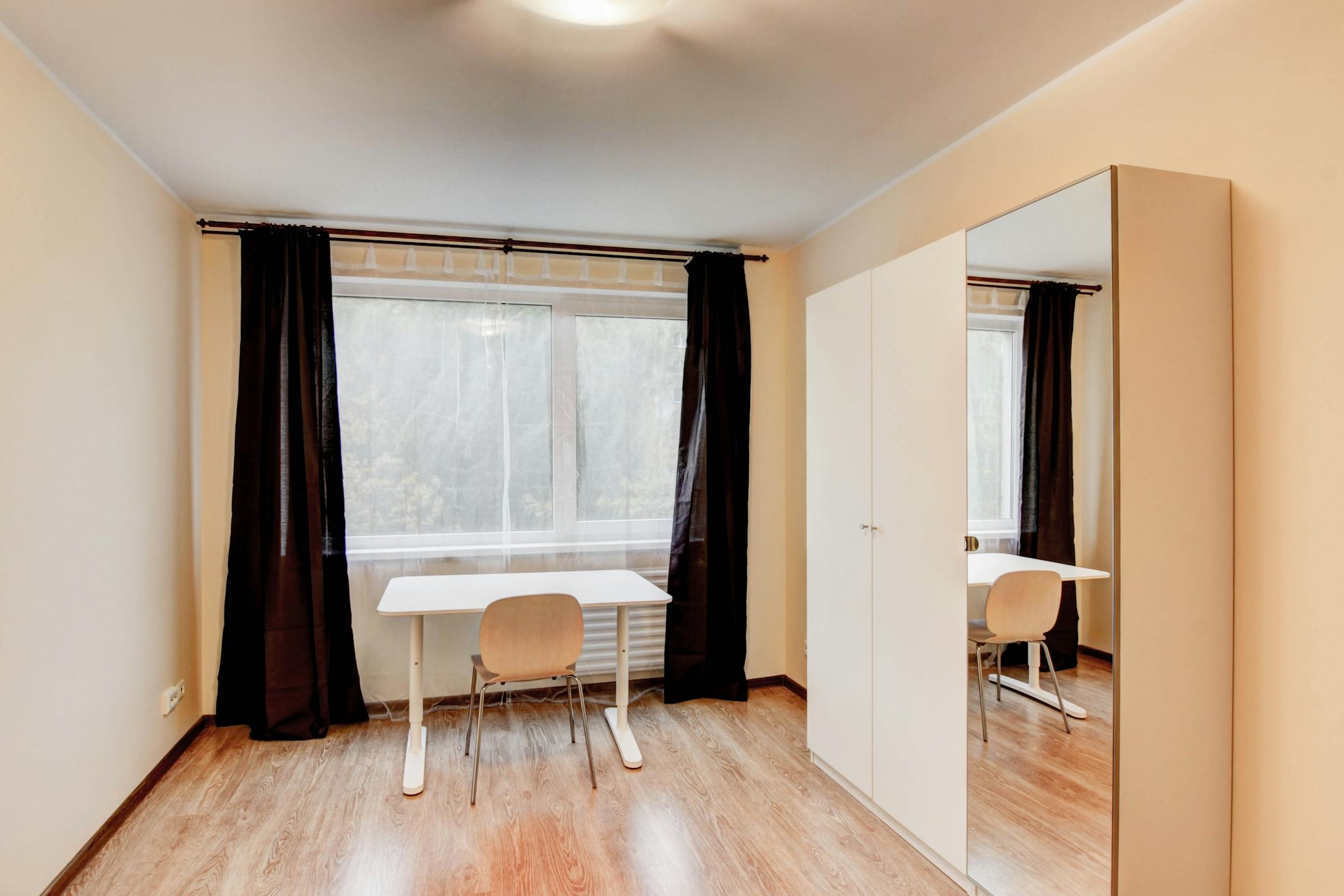 Private Room - 1