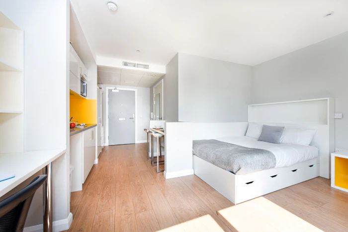  Studio Gold  -  Merchant Studios  - Gallery -  1