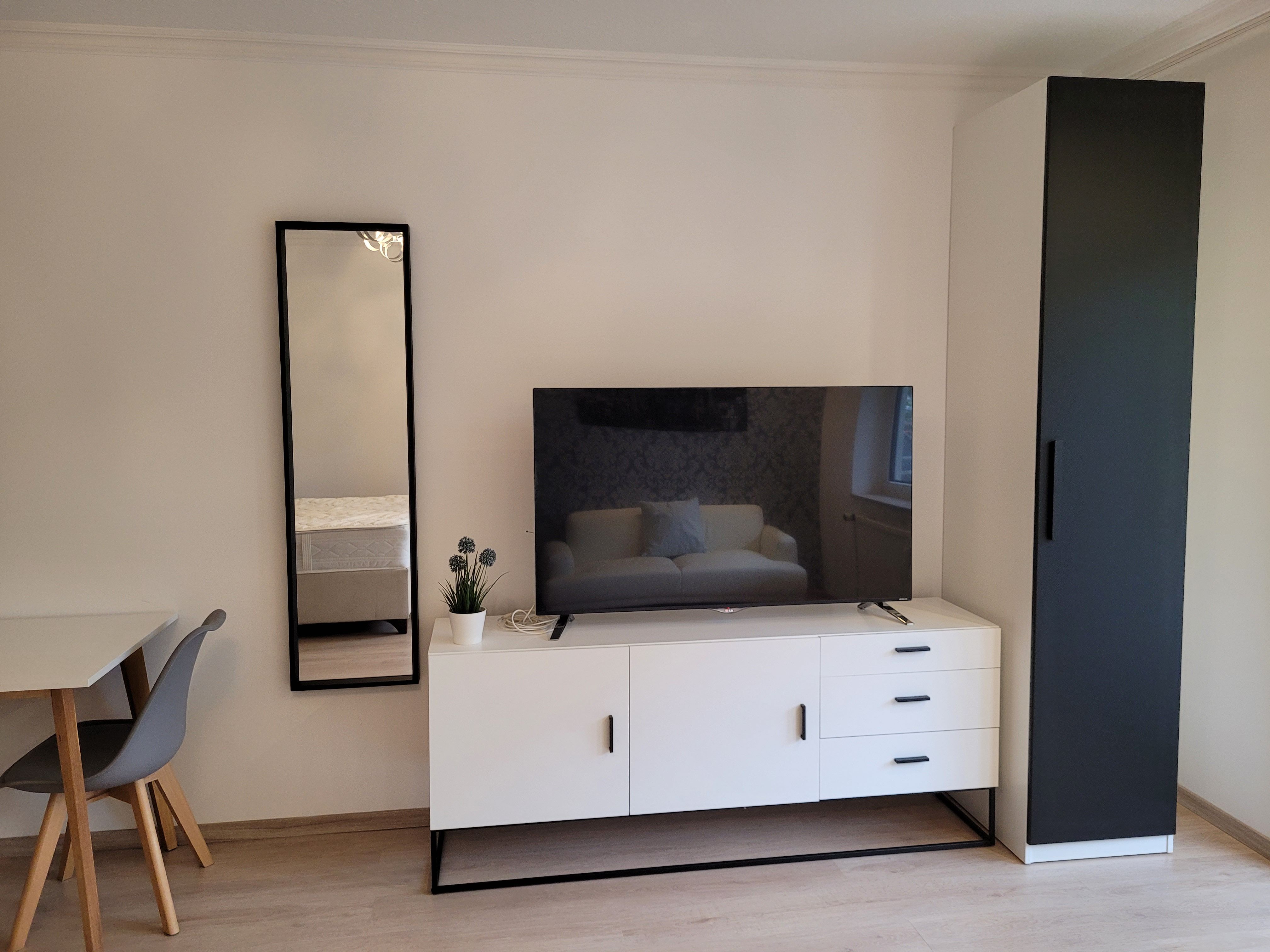 Lovely & Amazing Studio In Essen - 15