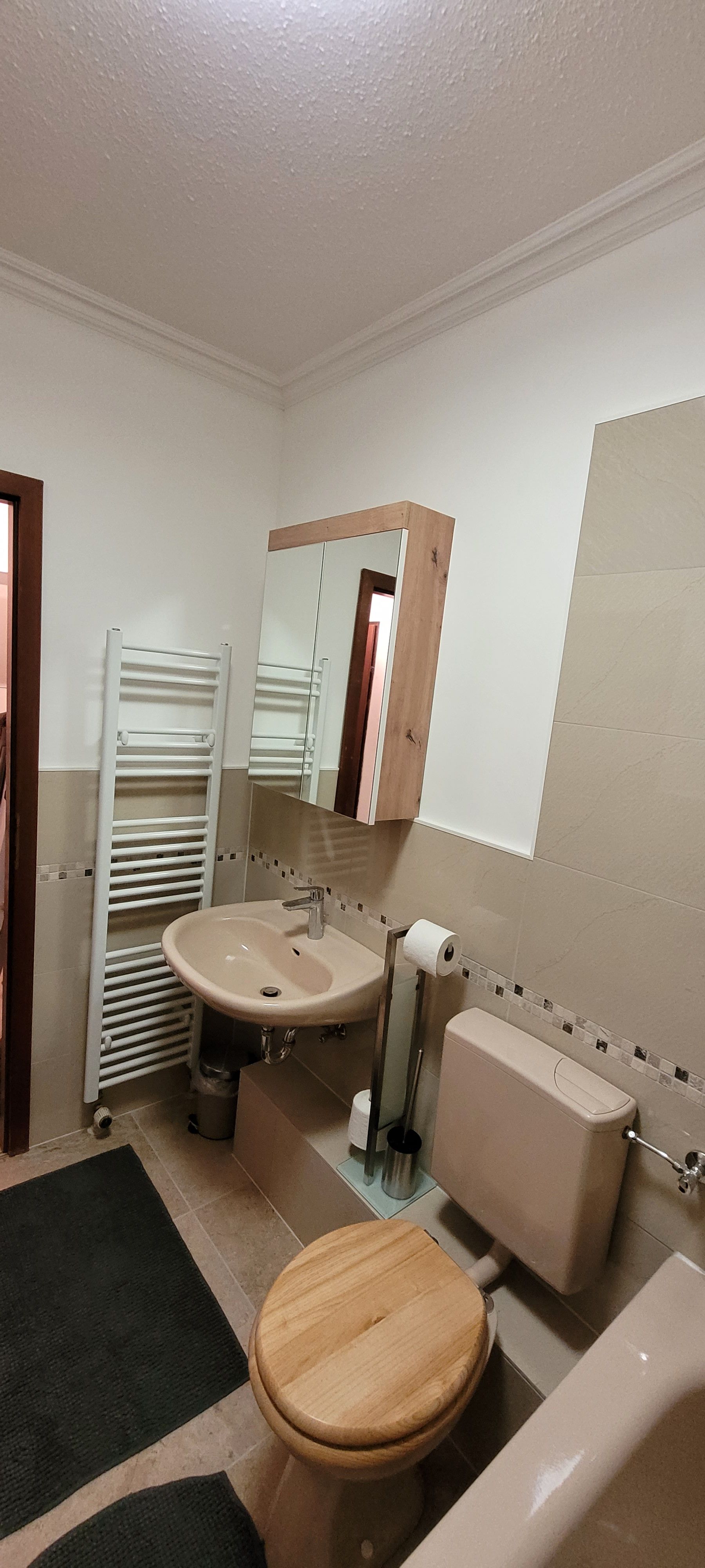  Lovely & Amazing Studio In Essen  -  Lovely & amazing studio in Essen  - Gallery -  1