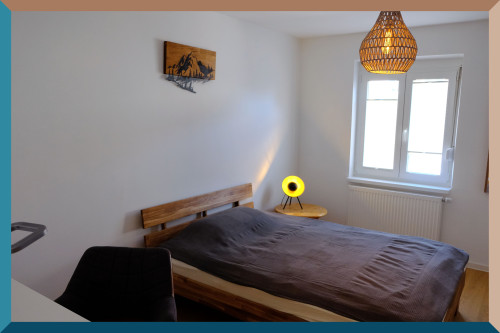 Charming, stylish, and fully furnished apartment in a quiet location.