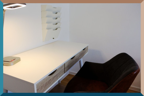 Charming, stylish, and fully furnished apartment in a quiet location.