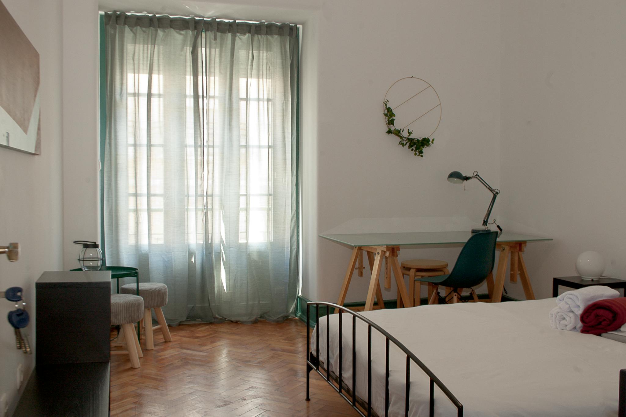  Private Room  -  Alameda Dom Afonso Henriques, Lisbon  - Gallery -  1