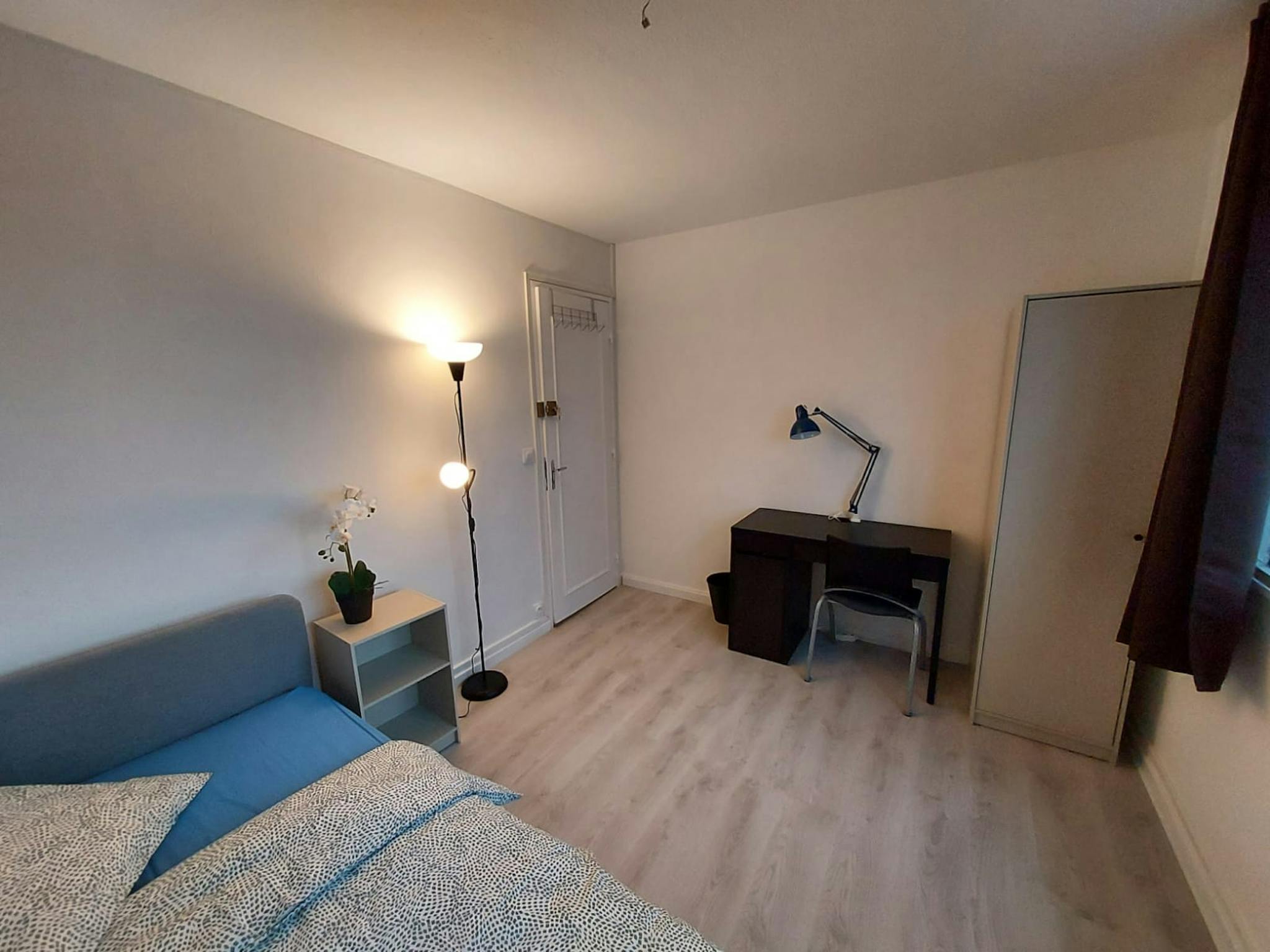  Private Room  -  Rue Clément V, Orléans  - Gallery -  1