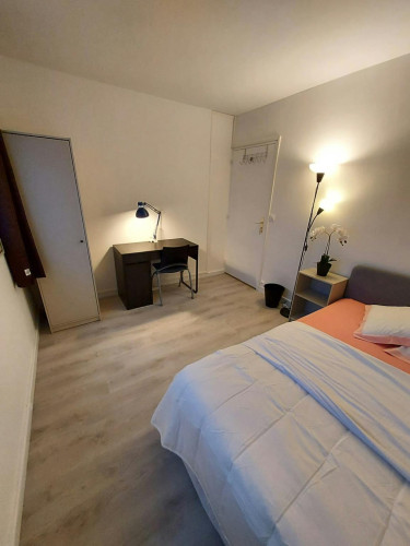 Rue Clément V, Orléans