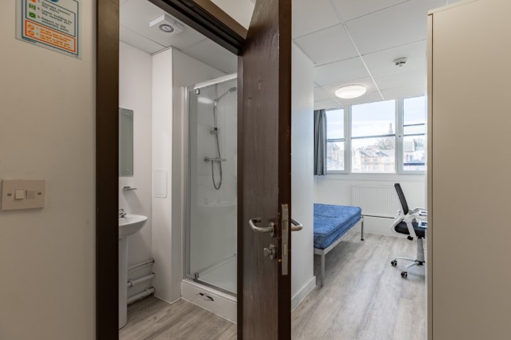  اونسويت ستاندرد  -  ماي باد بيسلي  - Gallery -  8