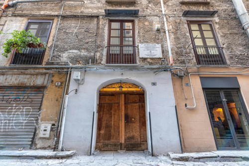 Via Isnello, Palermo