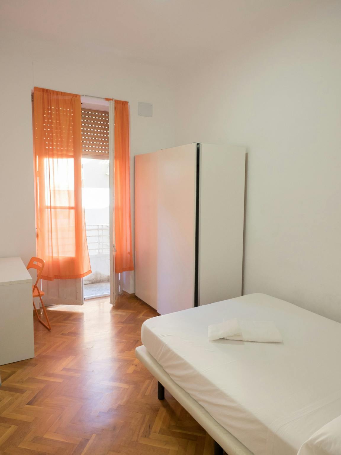  Private Room  -  Leyden Street, London  - Gallery -  1