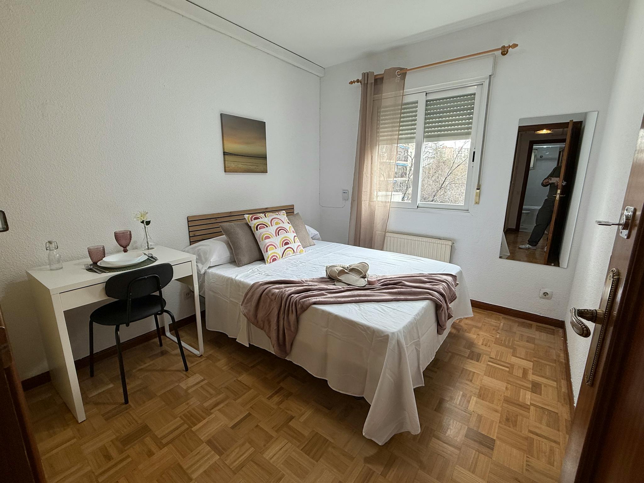  Private Room  -  Calle de Perú, Coslada  - Gallery -  1