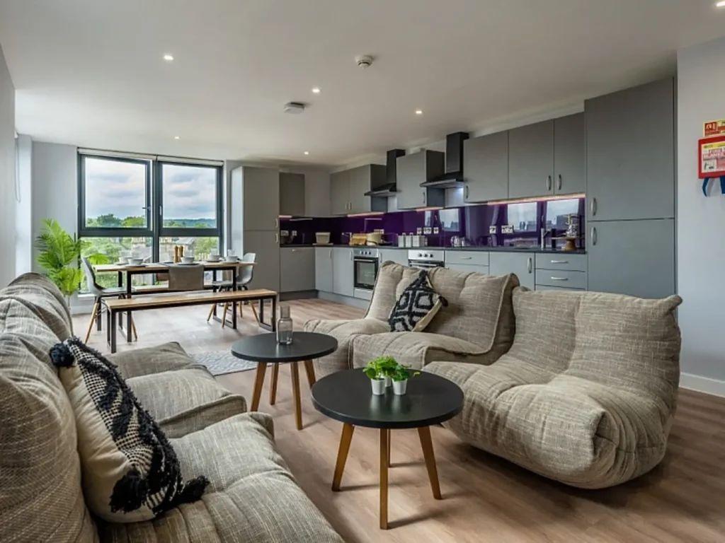 6 Bed Classic En Suite - 7