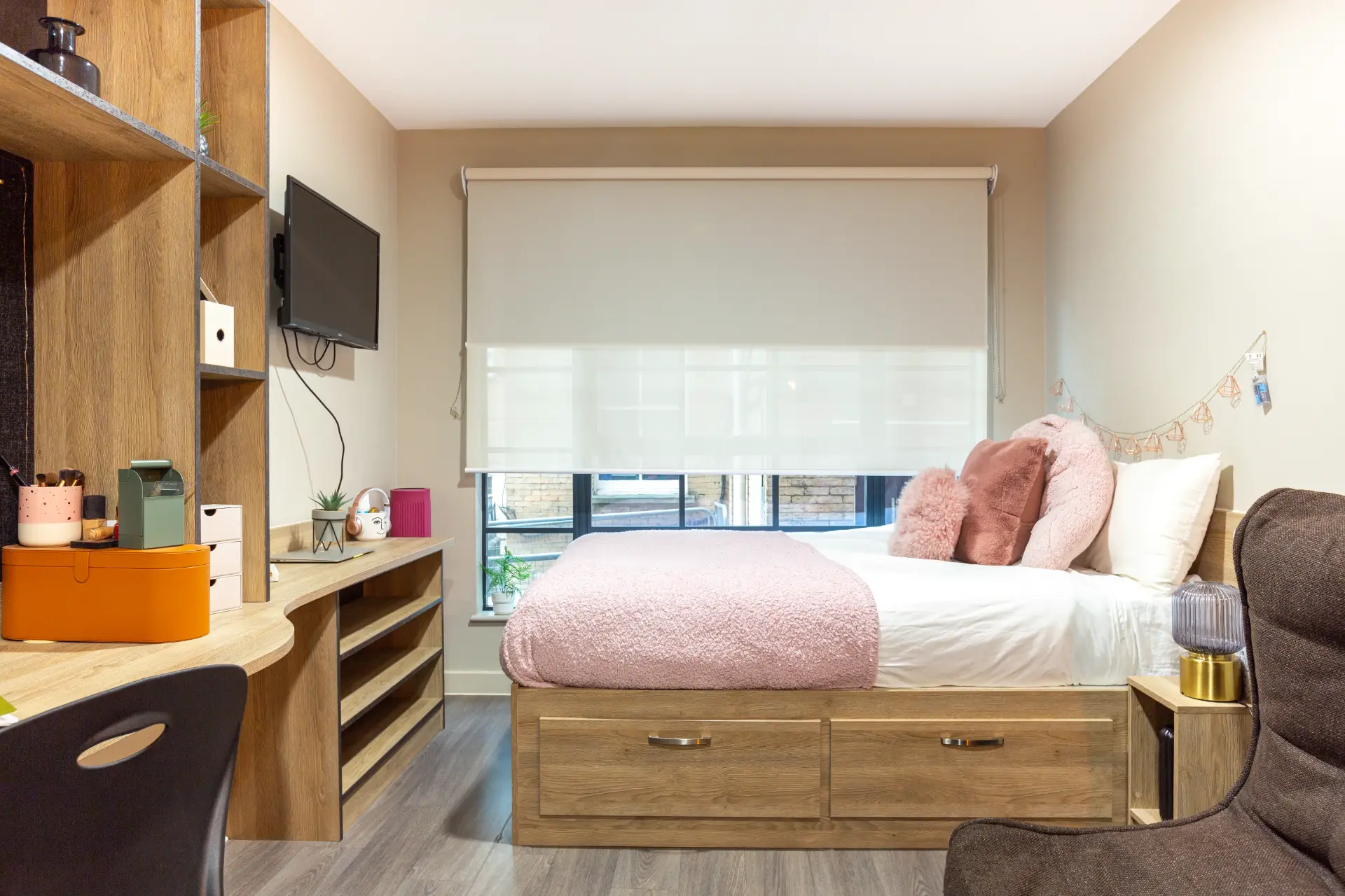  Premium Studio Plus  -  St Peter’s Hall  - Gallery -  1