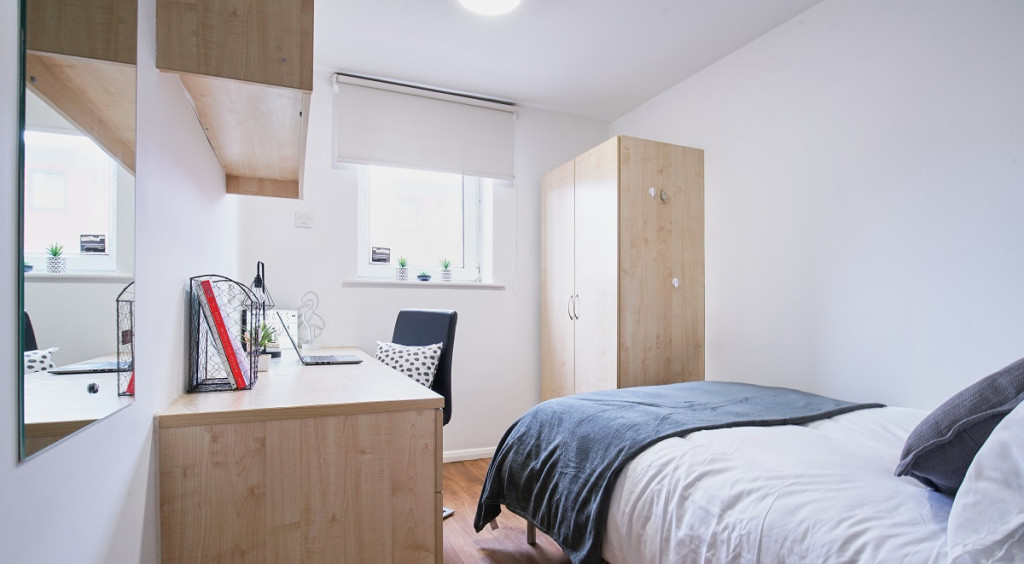 Manchester House