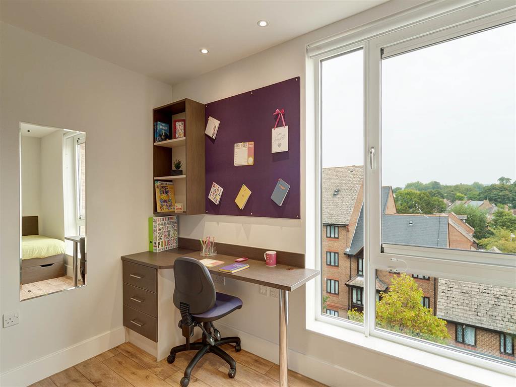  Premium En-Suite  -  Davidson House  - Gallery -  3