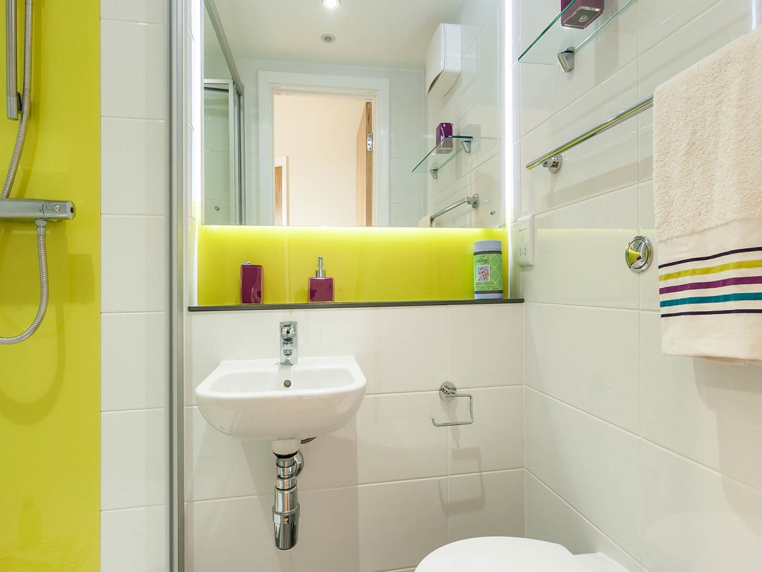  Premium En-Suite  -  Davidson House  - Gallery -  4