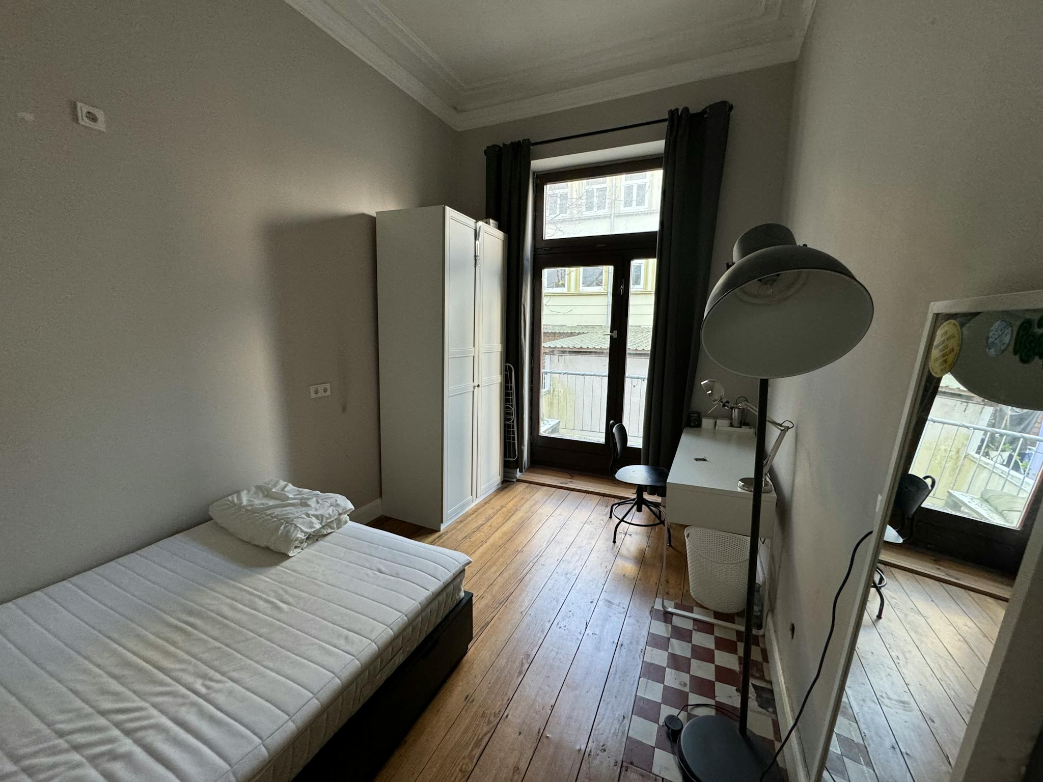 Private Room - 1