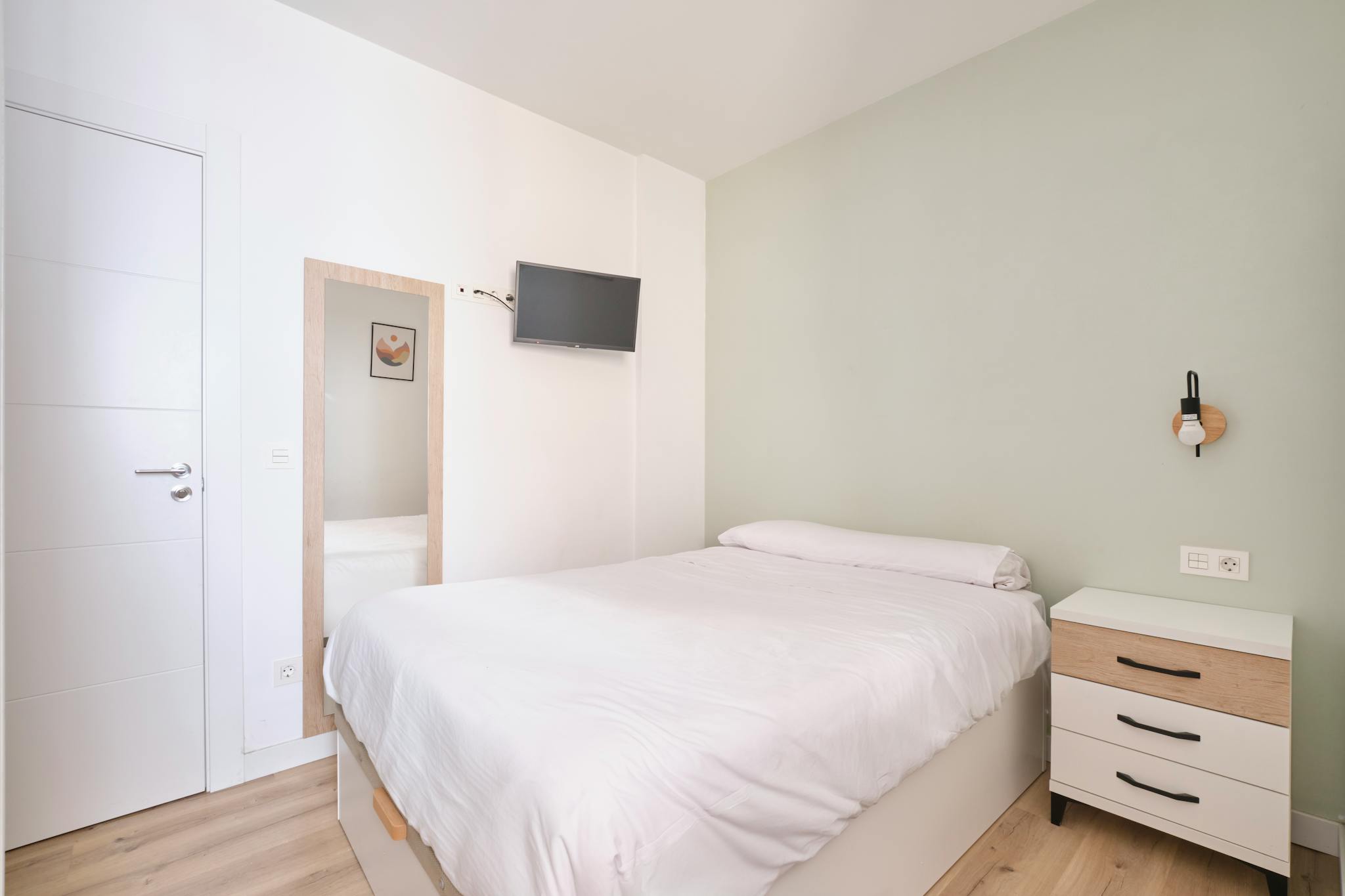 Private Room - Avenida de Portugal, Salamanca - Gallery - 2