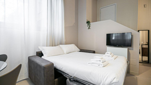 Modern 2 bedroom apartment near the centre of Monza - Gallery - 21
