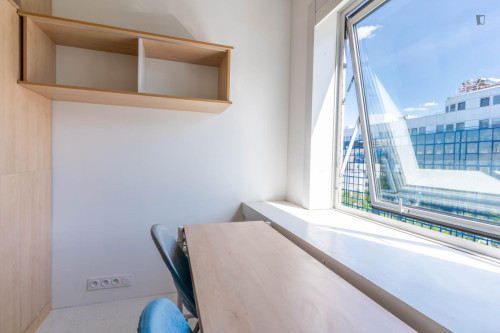 Warm bedroom in a residence, in Noisy-le-Grand