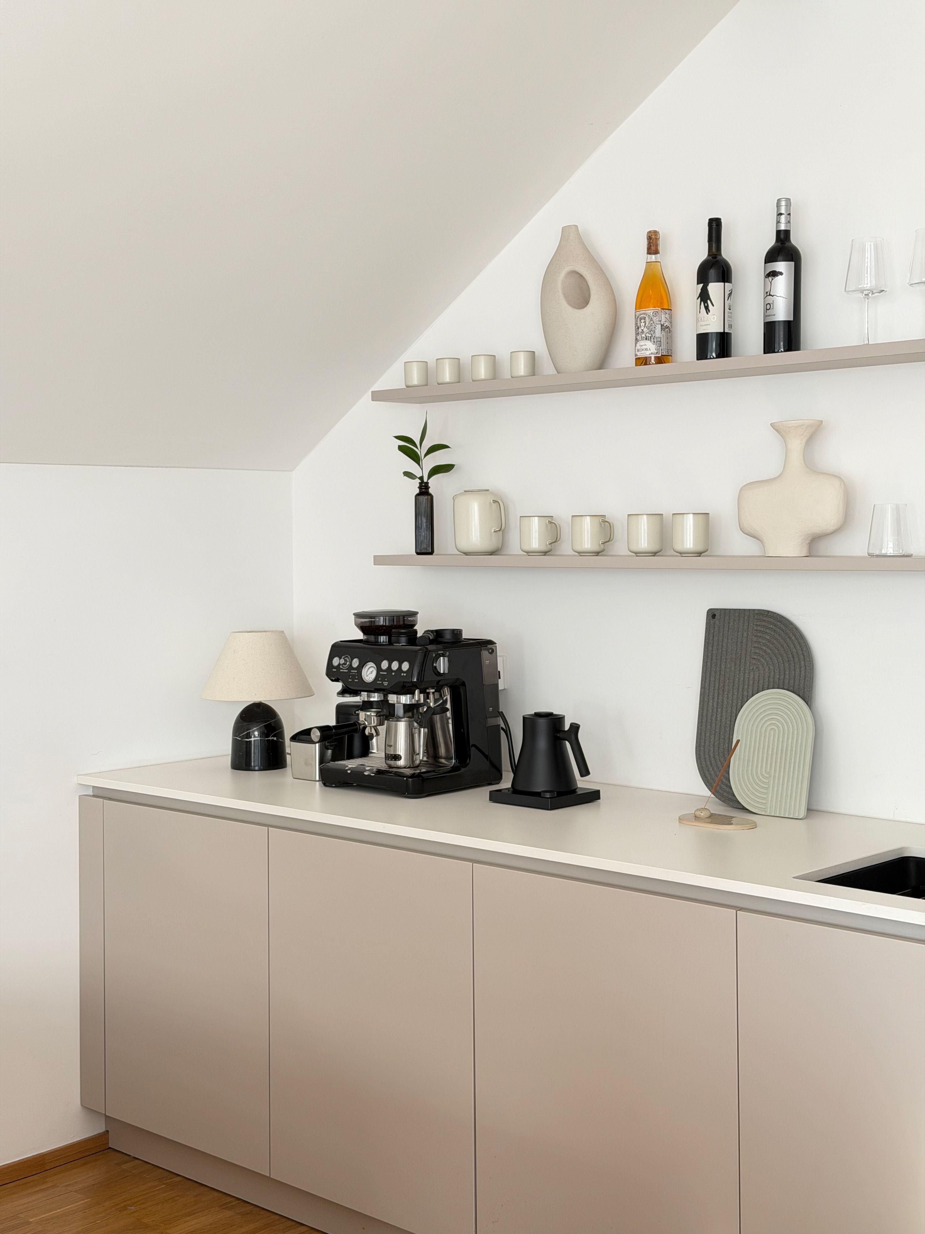 Premium Penthouse Dresden Neustadt | 130 Sqm | Huge Rooftop Terrace | Elevator Into The Apartment | - Premium penthouse Dresden Neustadt | 130 sqm | huge rooftop terrace | elevator into the apartment | parking | optional cleaning incl. - Gallery - 5