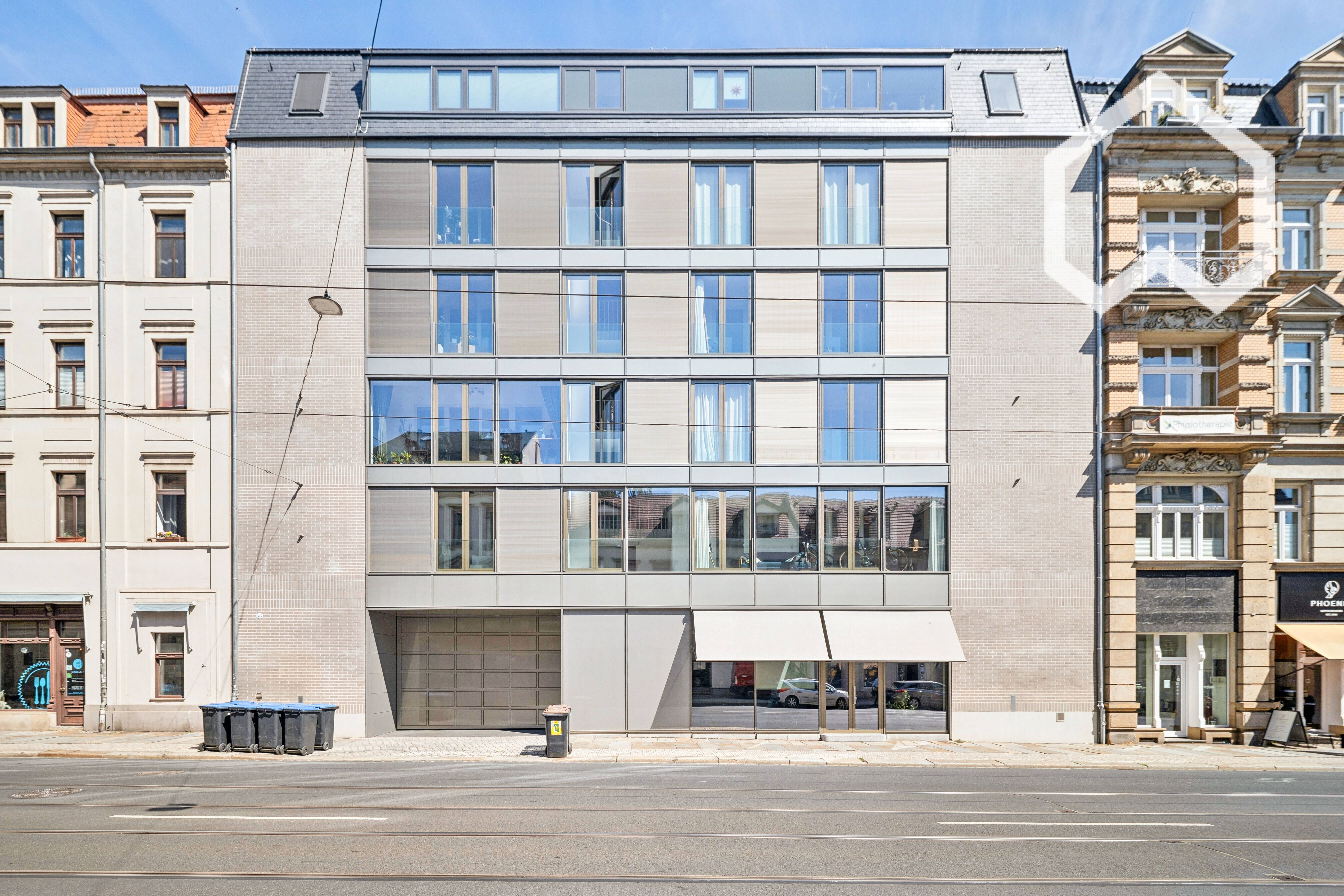 Premium Penthouse Dresden Neustadt | 130 Sqm | Huge Rooftop Terrace | Elevator Into The Apartment |  - 2