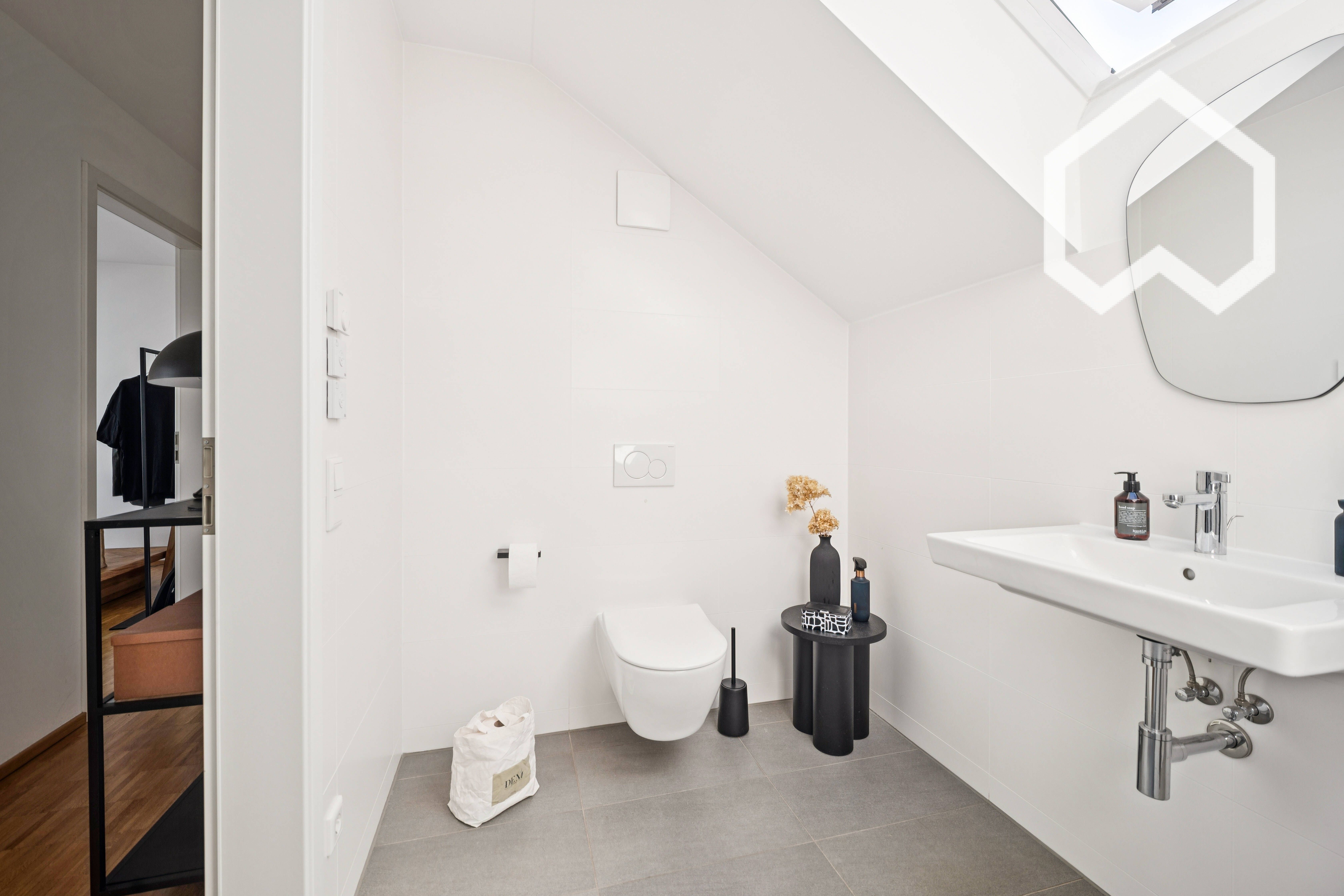 Premium Penthouse Dresden Neustadt | 130 Sqm | Huge Rooftop Terrace | Elevator Into The Apartment |  - 9