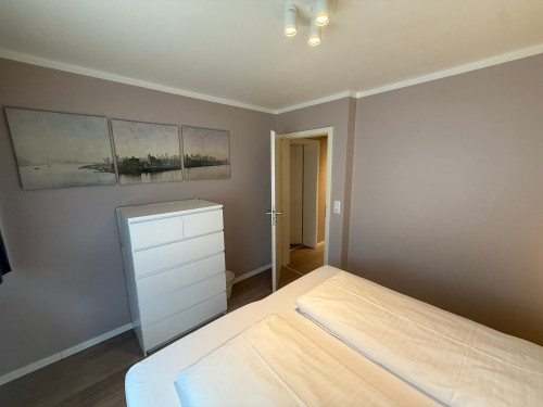 A07 3 bedroom 2 bathroom balcony near Heidelberg clinic