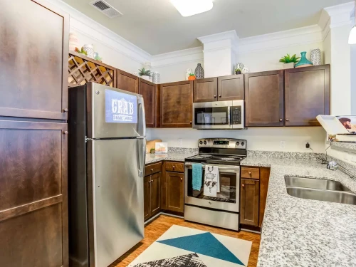 Easton - Gallery - 20