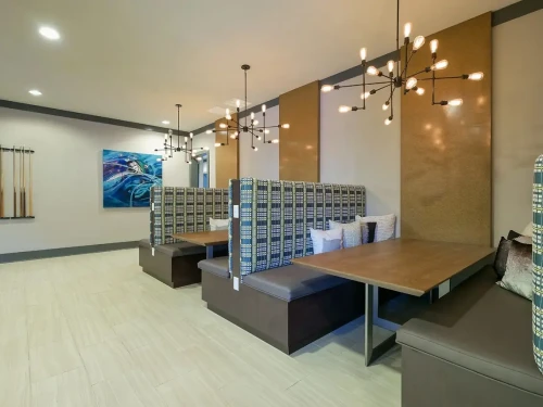 Easton - Gallery - 8