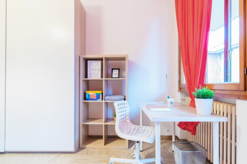 Stanza in Via Roberto Schumann