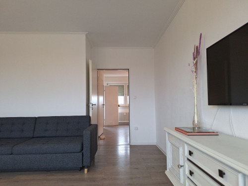Bright and Fully Furnished 4-Room Apartment with Balcony – Quiet Location – Ready to Move In (min. 1 months) - Gallery - 23