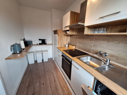 Bright and Fully Furnished 4-Room Apartment with Balcony – Quiet Location – Ready to Move In (min. 1 months) - Gallery - 14