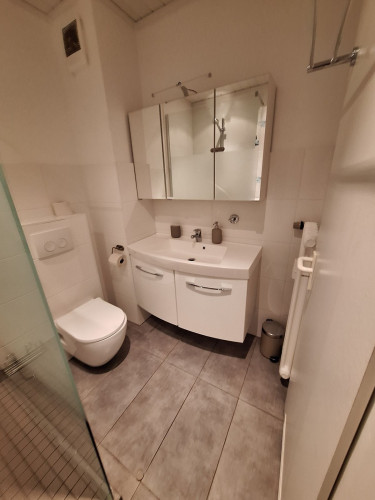 Bright and Fully Furnished 4-Room Apartment with Balcony – Quiet Location – Ready to Move In (min. 1 months) - Gallery - 6